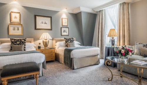 Family Room (2 Adults + 2 Children)