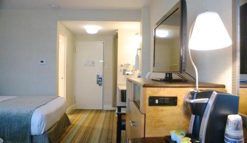 King Room - Non-Smoking