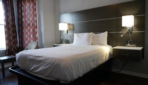 Deluxe Double Room with Shared Bathroom