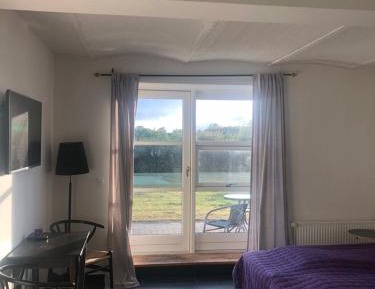 Deluxe Double Room with Shower
