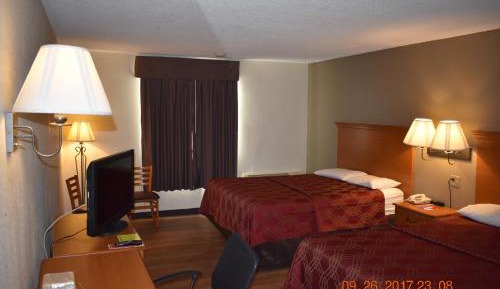 Queen Room with Two Queen Beds - Non-Smoking