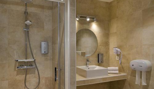 Triple Room with Air Conditioning