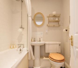 Family Apartment with Sea View