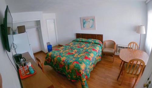 Queen Room