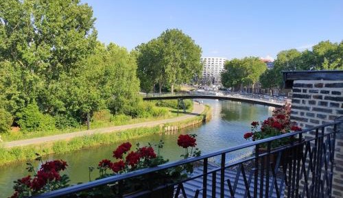 Apartment with Terrace