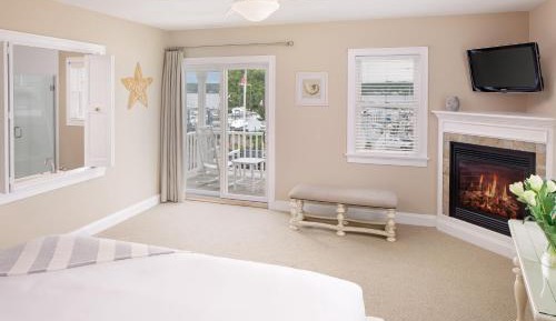 King Room with Balcony