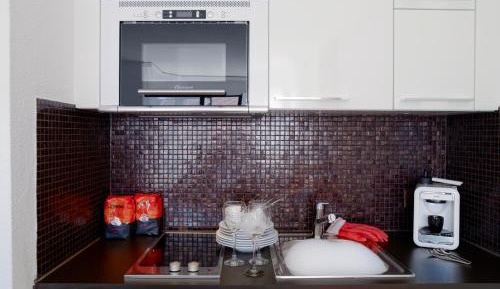Studio Apartment
