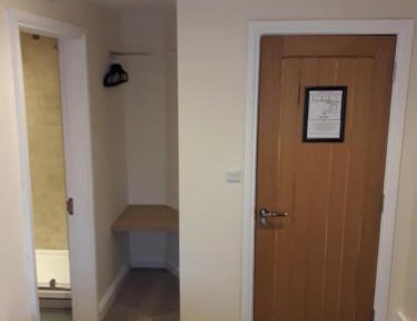 Single Room with Private Bathroom