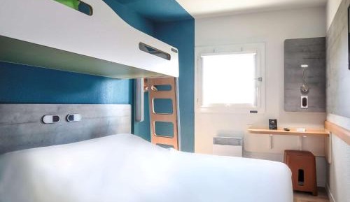 Double Room with Bunk Bed