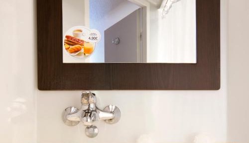 Double Room with 1 Double Bed