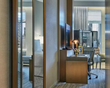 Manhattan Room with king bed