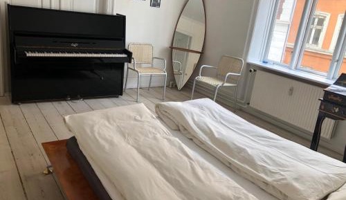 Queen Room with Shared Bathroom