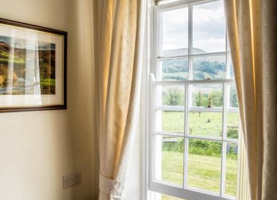 Deluxe Double or Twin Room with Mountain View