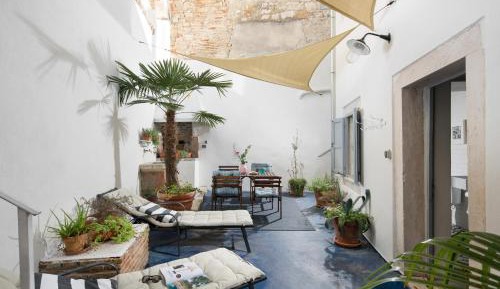 Apartment with Terrace
