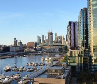 One-Bedroom Apartment + Study