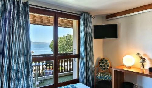 Double Room with Lake View