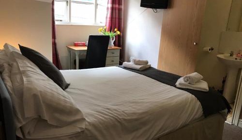 Double Room with Private Bathroom