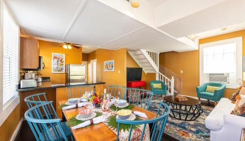 Deluxe Three Bedroom Villa with Private Deck 