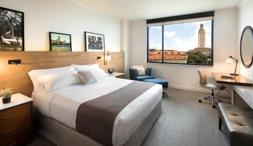 King Room with University View