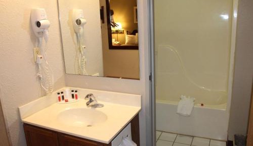 King Studio Suite - Non-Smoking