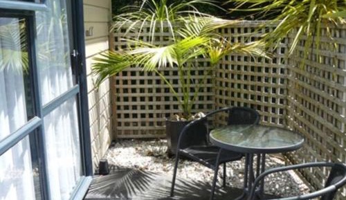 One-Bedroom Suite (Sleeps 5)