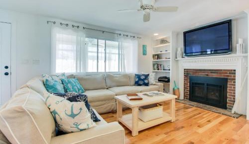 Two Bedroom Holiday Home