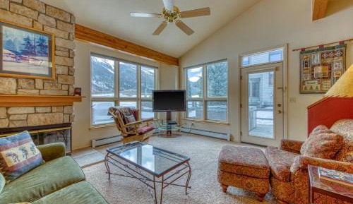 Three-Bedroom Vacation Home 