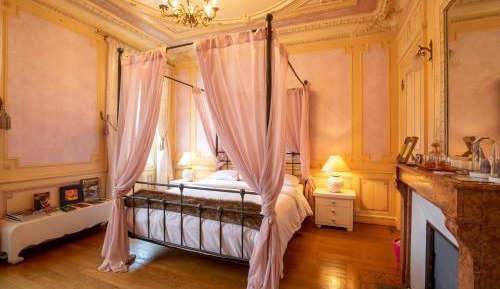 Suite with Spa Access