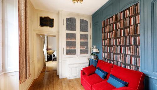 Studio with Mountain View