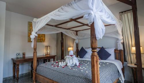 Suite Room with Garden View