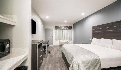 King Bed