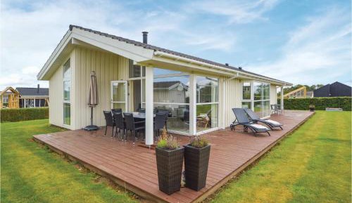 Three-Bedroom Vacation Home 