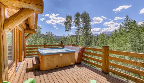 Three-Bedroom Vacation Home 
