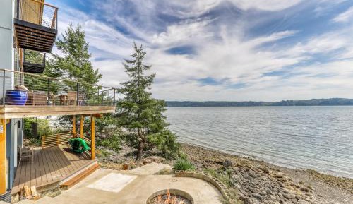 Four bedroom holiday home 