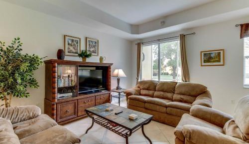 Three-Bedroom Vacation Home 