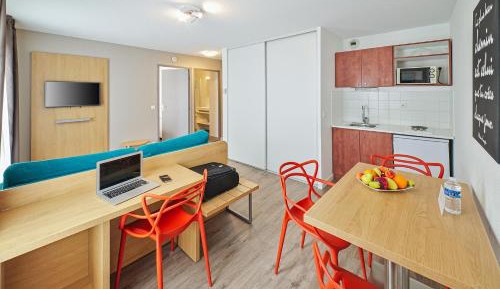 Apartment (4 Adults)