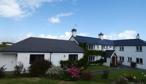 Bungalow with Garden View