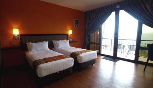 Twin Room with Mountain View