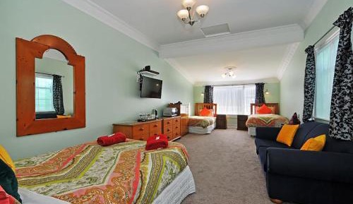 Triple Room with Private Bathroom