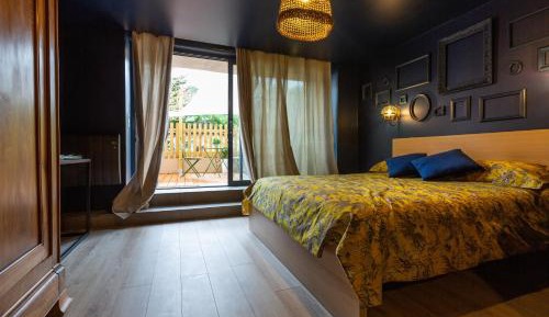 Double Room with Terrace