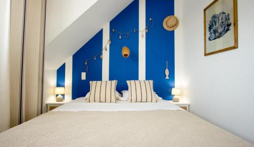 Superior Family Room