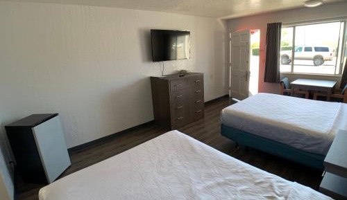 Queen Room with Two Queen Beds
