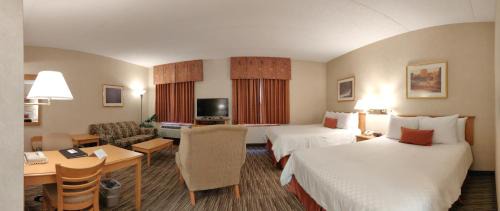 Queen Suite
