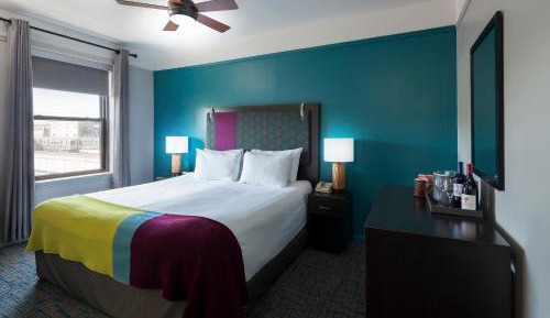 Queen Room
