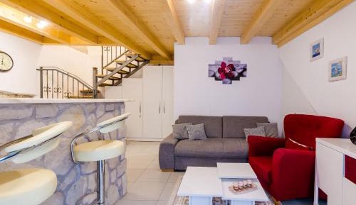 Two-Bedroom Apartment with City View