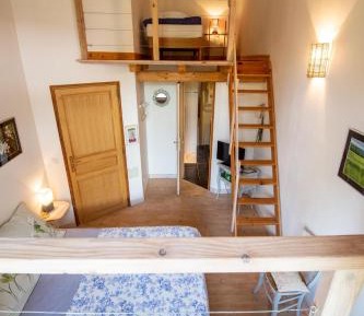 Family Room with Garden View