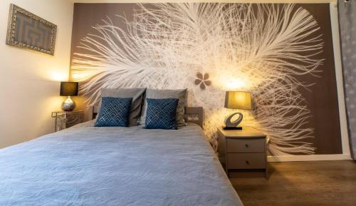 Double Room with Shared Bathroom