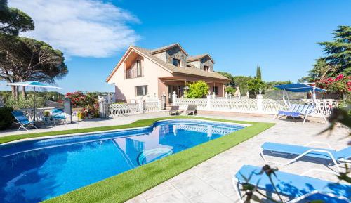 Villa with Private Pool