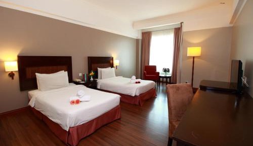 Standard Deluxe Twin Room