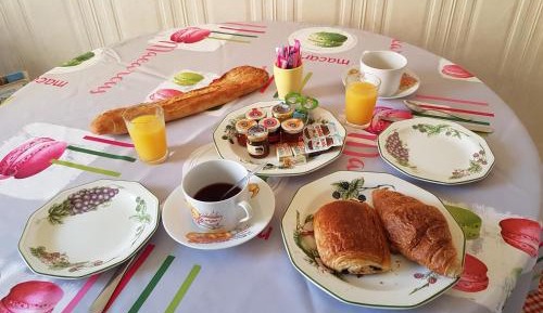 One-Bedroom Apartment (4 Adults)